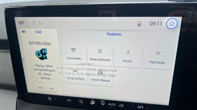 Ford Transit Courier E-Transit Courier 100kW 43kWh Trend Van Auto - Image 23